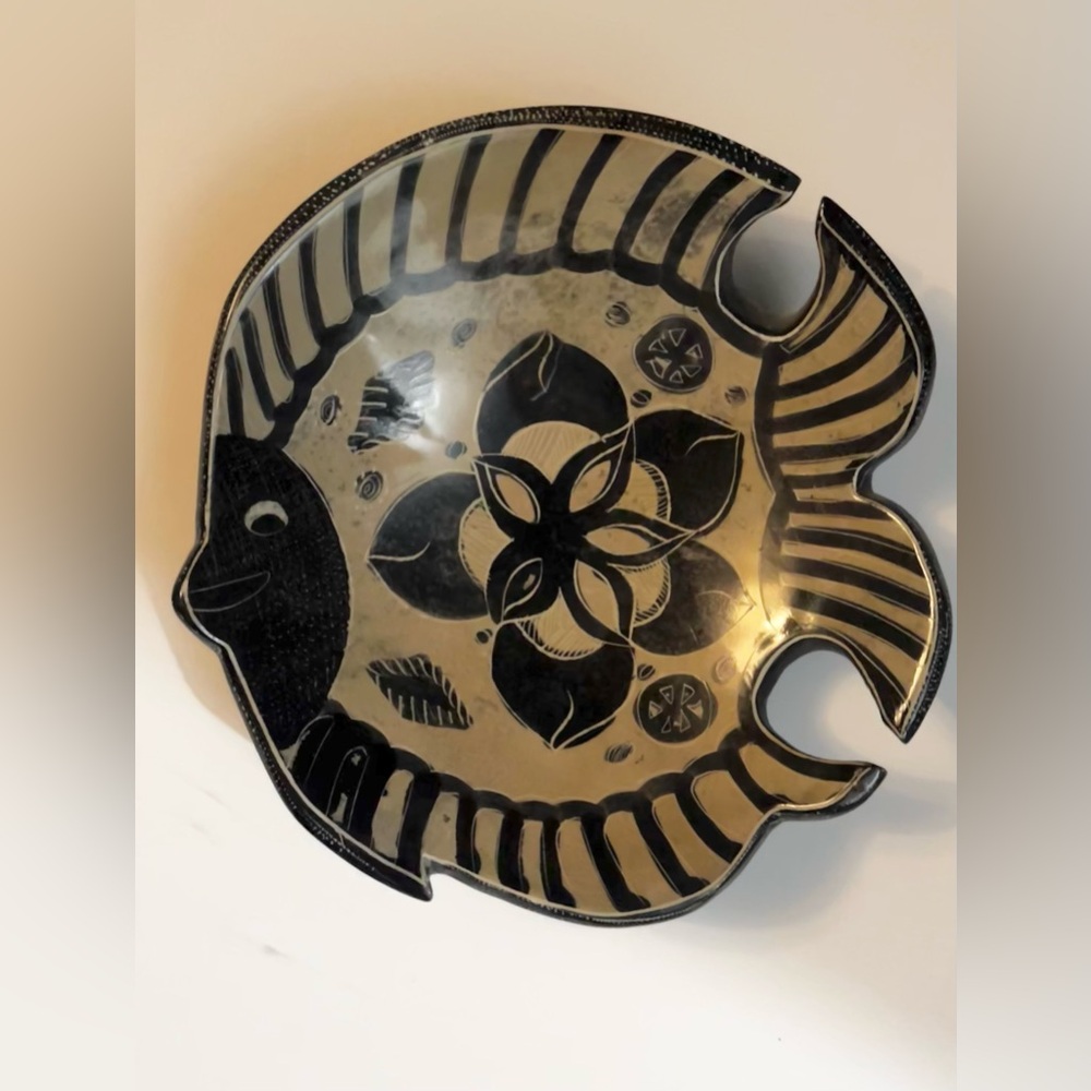 VTG HAND ETCHED SOAPSTONE FISH TRINKET DISH BOWL KENYA 7.75”X8” Great Cond.